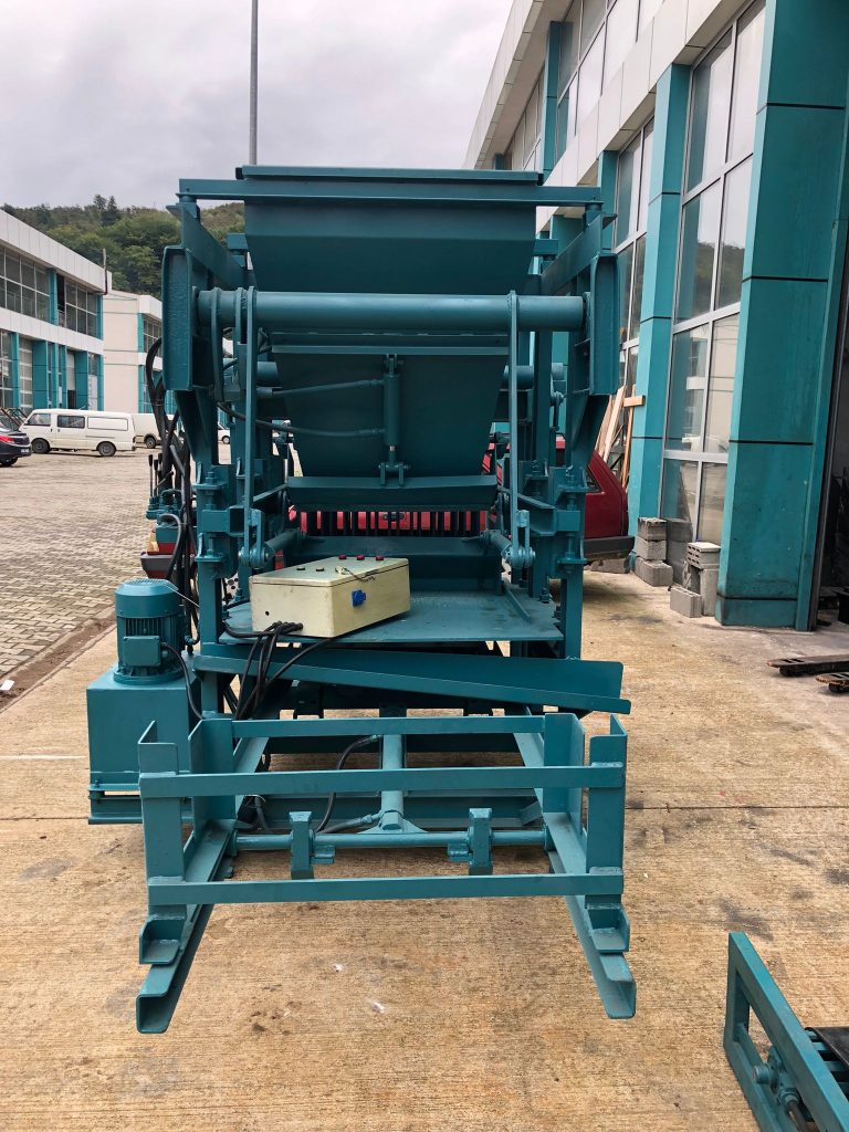 MG4.1 Semi Automatic Block Making Machine-Sartichala/Georgia